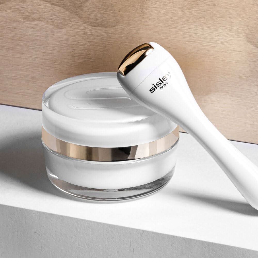 Sisley Sisleÿa L'Intégral Anti-Âge Crème Contour Des Yeux Et Levres 15ml