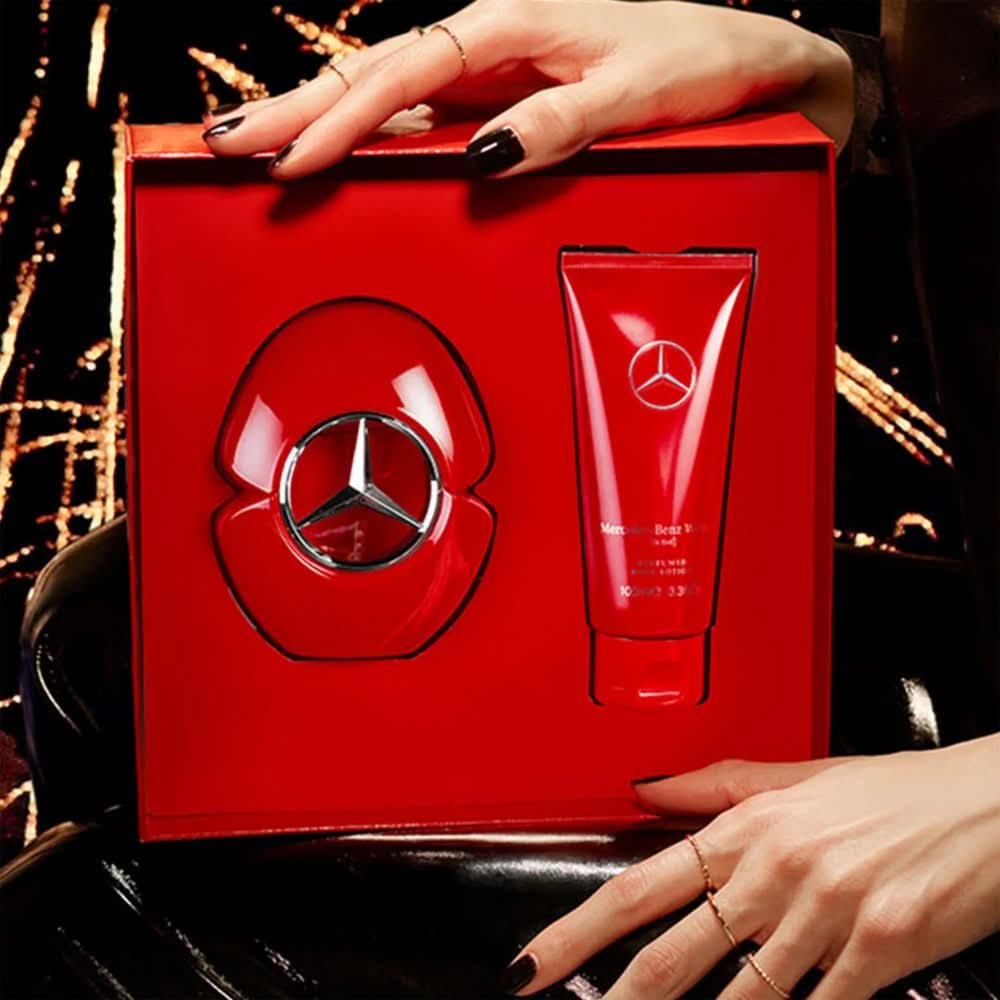 Mercedes Benz Kit Woman in Red Eau de Parfum Feminino + Body Lotion