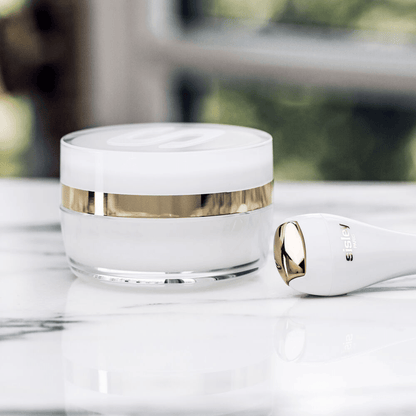 Sisley Sisleÿa L'Intégral Anti-Âge Crème Contour Des Yeux Et Levres 15ml