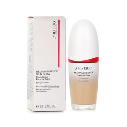 Shiseido Revitalessence Skin Glow Foundation FPS30